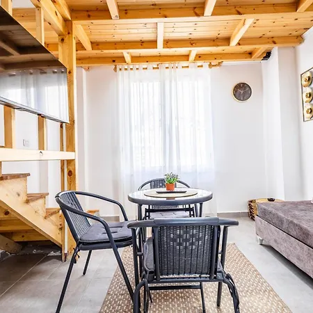 Hotel Lalun Aparts Golem (Tirana)