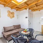 Hotel Lalun Aparts Golem (Tirana)