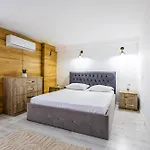 Hotel Lalun Aparts Golem (Tirana)
