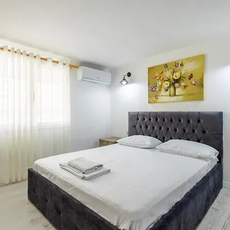 فندق Lalun Aparts