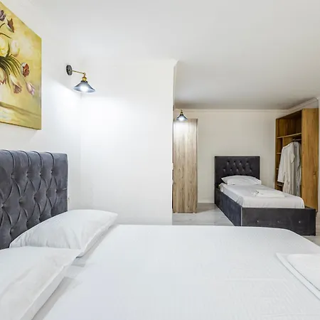 Lalun Aparts غوليم