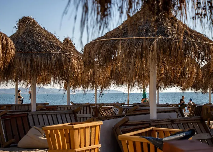 Lalun Aparts فندق *