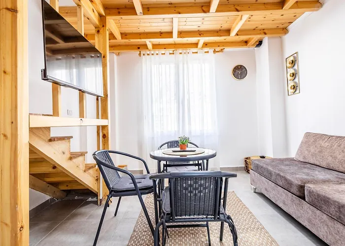 Hotel Lalun Aparts Golem (Tirana)