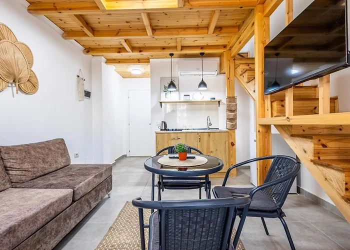 Lalun Aparts غوليم