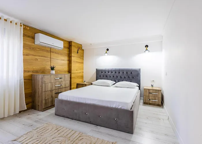 Hotel Lalun Aparts Golem (Tirana)